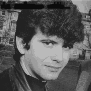 En esta foto rescatada por Abandonware France, un joven Raynal roquea un corte de pelo que sólo podía funcionar en los primeros ‘80s.