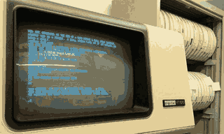 Una terminal VT100 de Unix introducida al mercado en 1978, probablemente muy similar a la que haya usado Robinett para jugar ADVENT (el juego en pantalla) por primera vez.