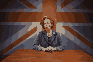Nanna Ingvarsson como Margaret Thatcher en una puesta de 2010 de “ Sink The Belgrano ”, obra de teatro satírica de 1986 de Steven Berkoff.
