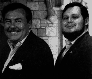 Roe R. Adams III (izquierda) junto a Robert Woodhead, creador de Wizardry.
